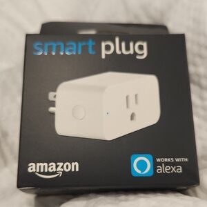 Amazon Alexa-Compatible Smart Plug - White